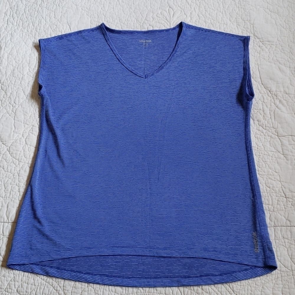 Reebok Top, size L